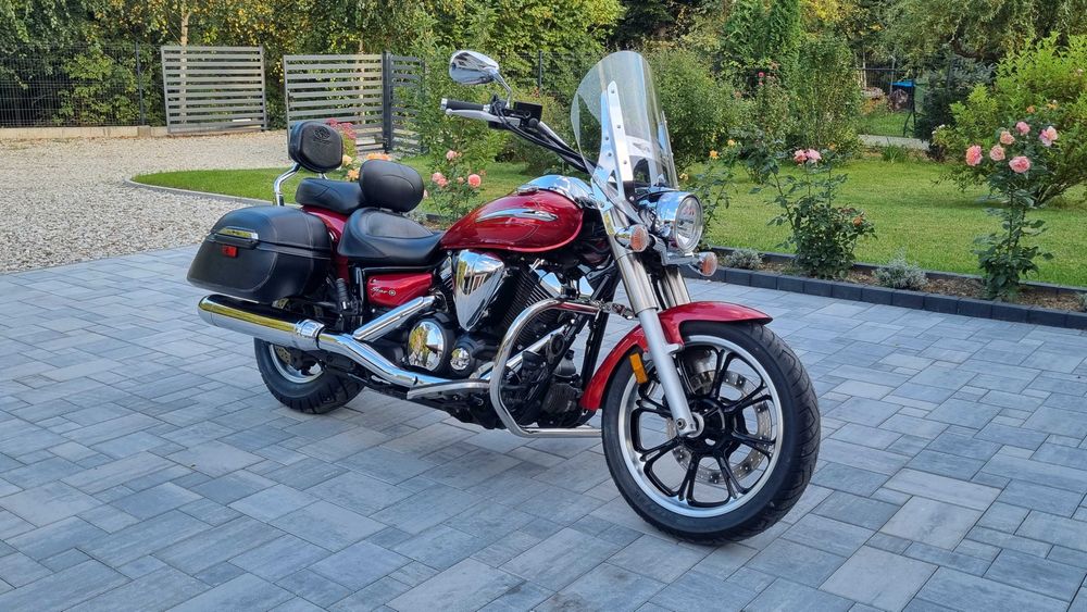Yamaha XVS 950 Midnight Star ( Dragstar)