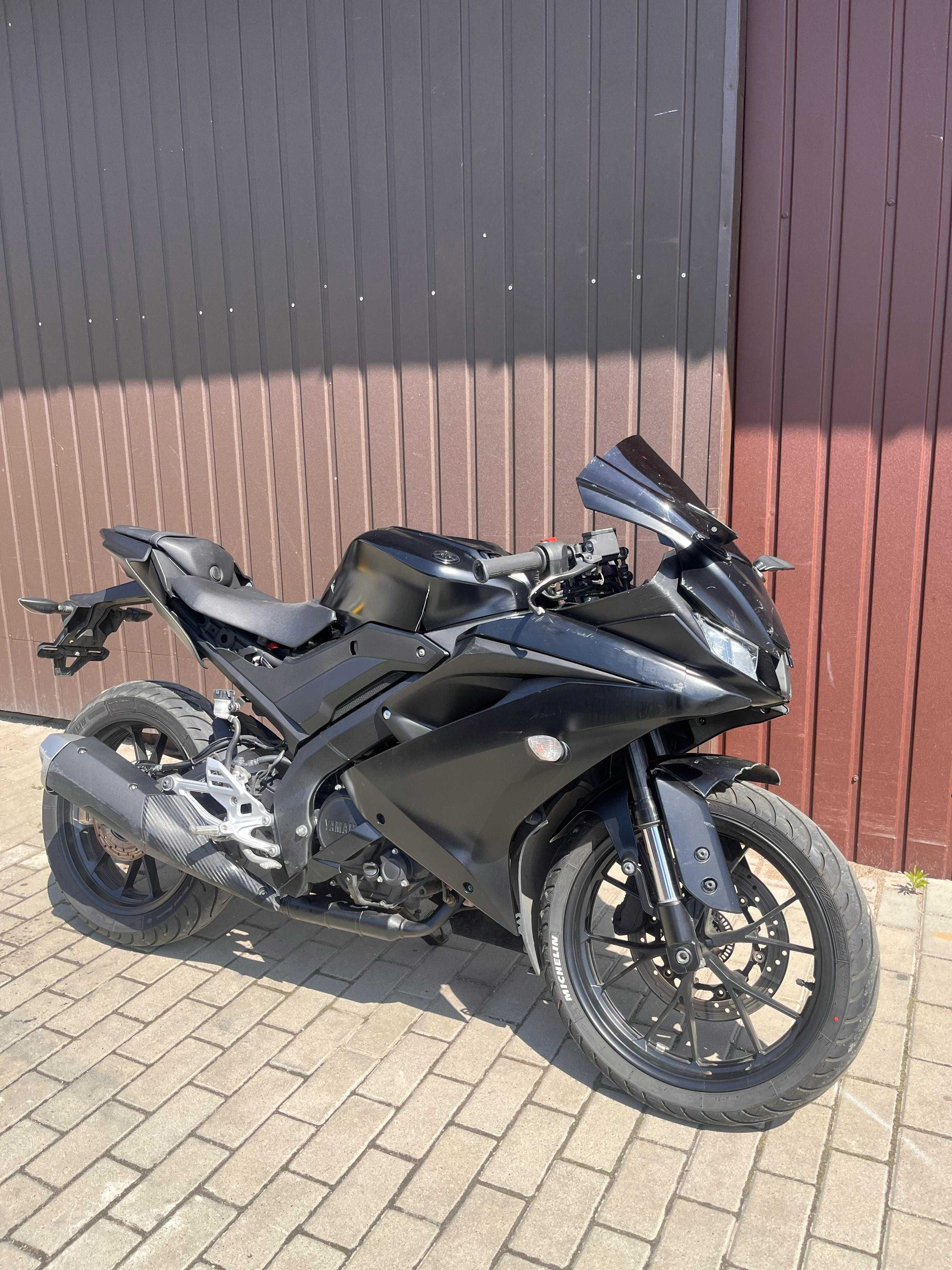Yamaha R125  rok 2023 • Uszkodzona