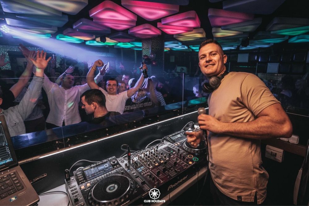 DJ DANLEY – Profesjonalna oprawa muzyczna Twojej imprezy