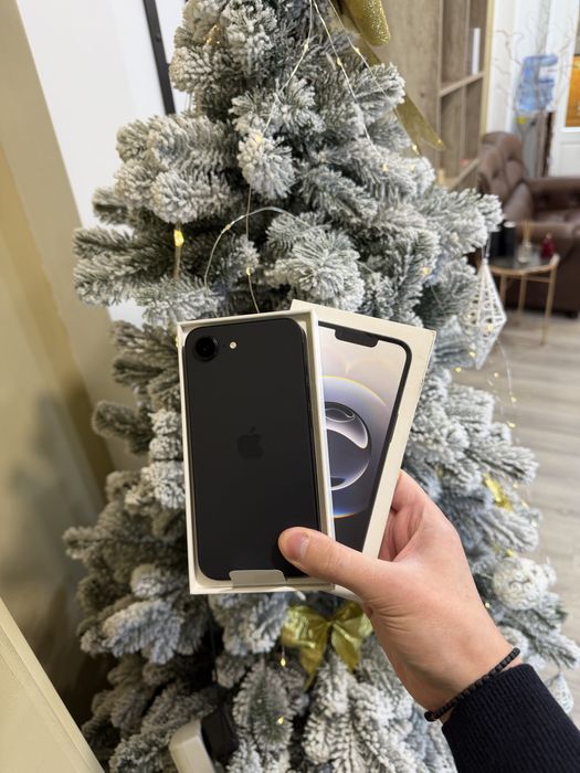 Б/у Iphone 16E 256 Black 50ц заряду