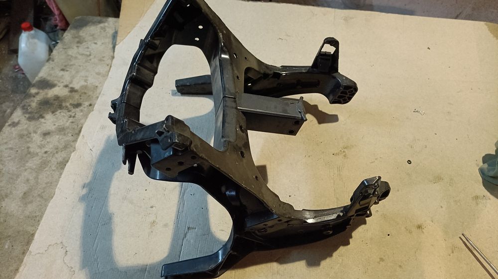Stelaż przód mocowanie BMW r1200rt k52