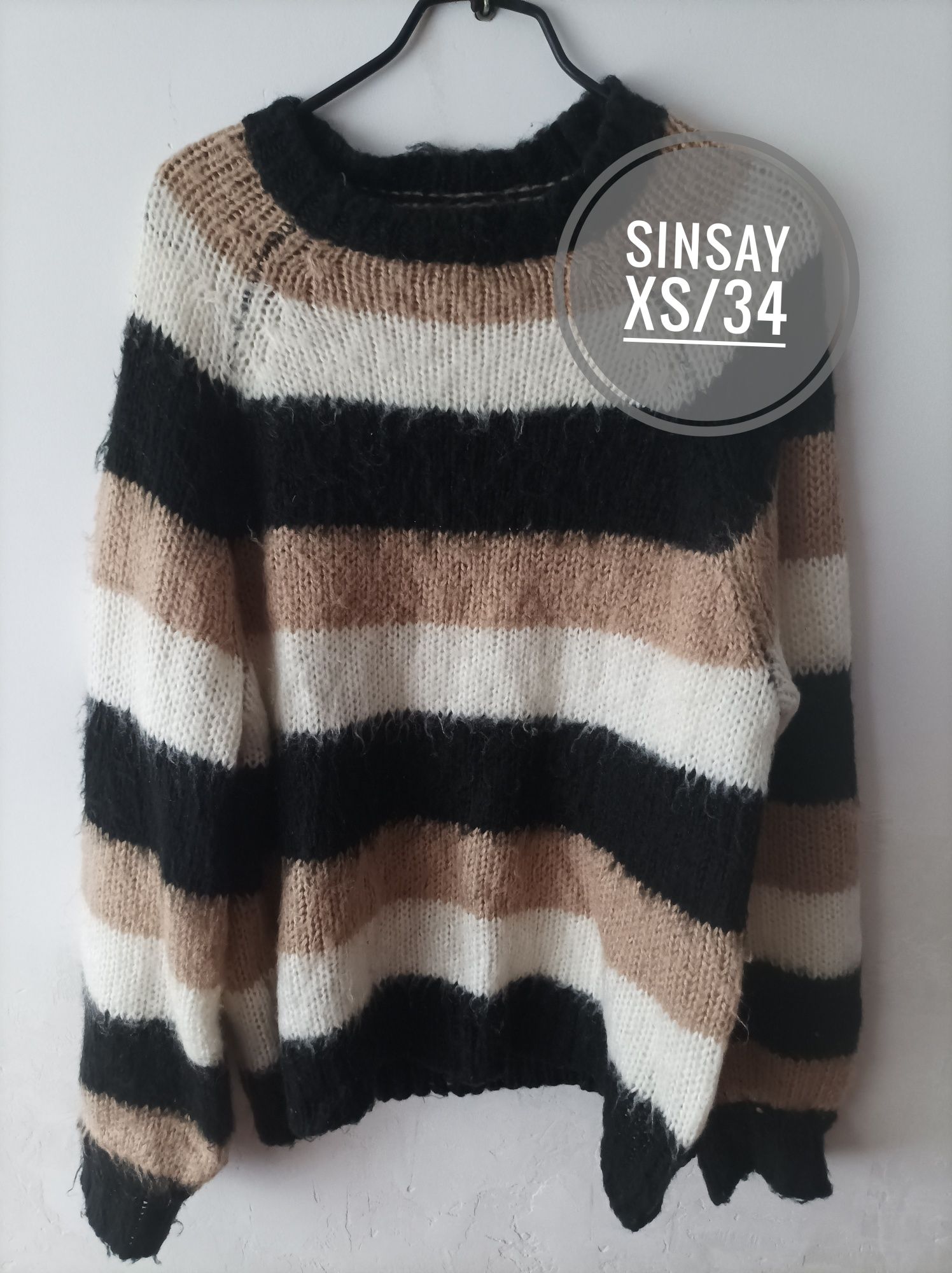 ciepły sweter w paski trójkolorowy  Sinsay Xs/34