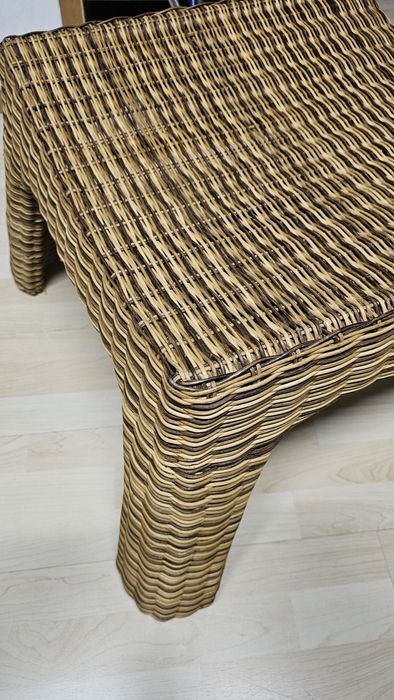 Mesa de apoio/banco em verga