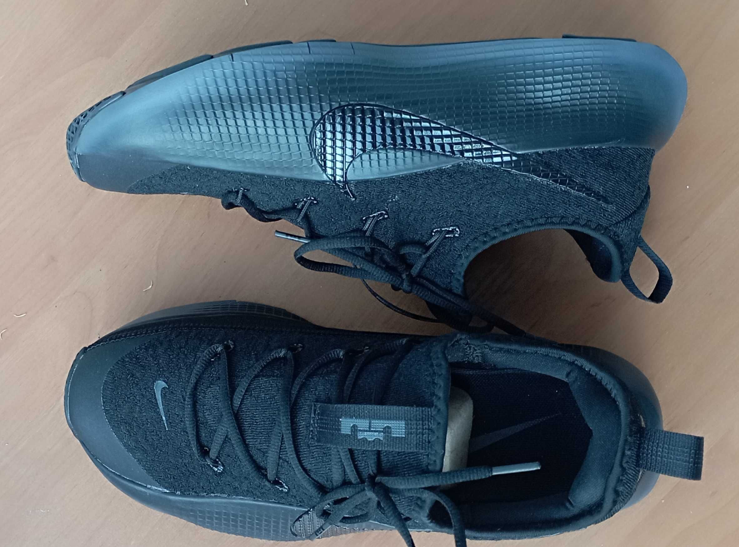 Nike  кросовки, черные