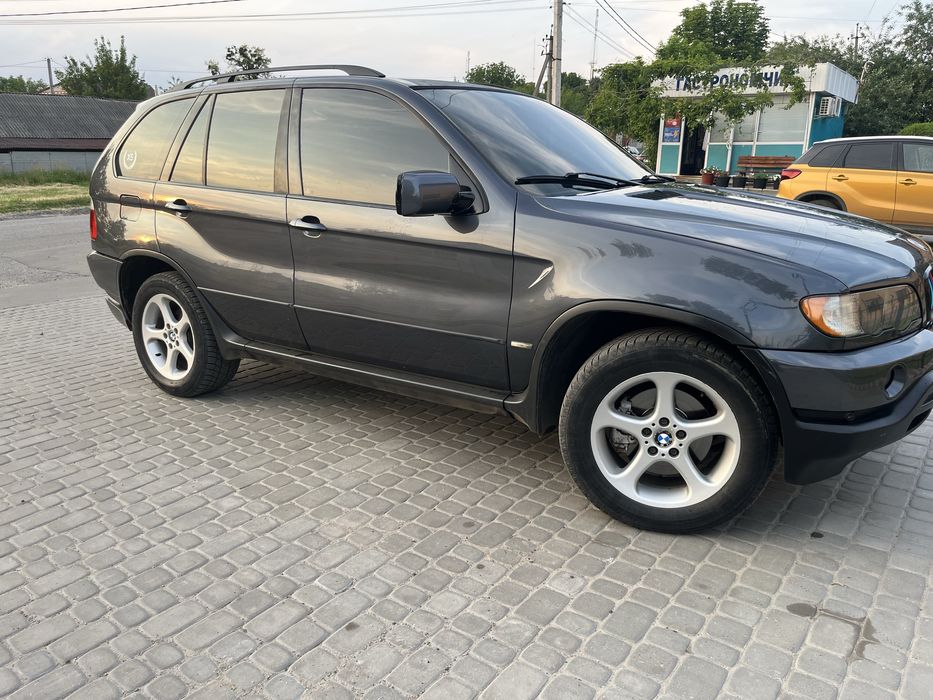 Продам БМВ Х5 е53