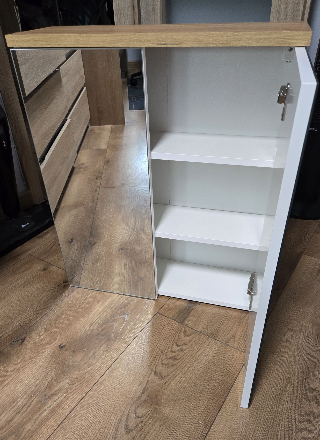 Szafka z lustrem 60cm Comad Bali White