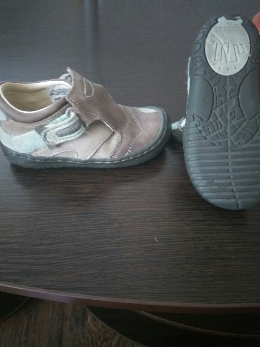 Спортивные кожаные туфли на мальчика
