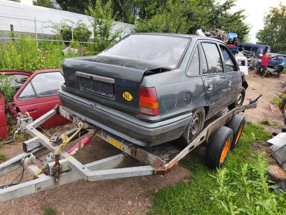 Опель кадет разборка шрот на болти, омега вектра астра