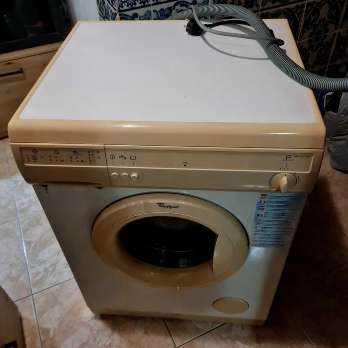 Vendo maquina de lavar roupa