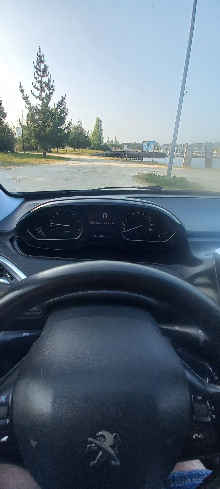 Peugeot 208 1.6 hdi