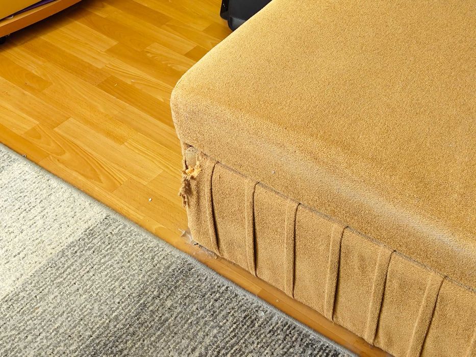 Диван-мягкий уголок