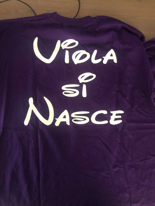 Cachecóis e material claques