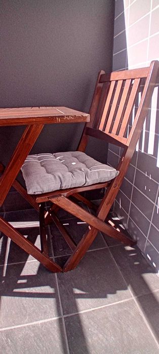Mesa + 2 cadeiras de jardim [almofadas oferta]