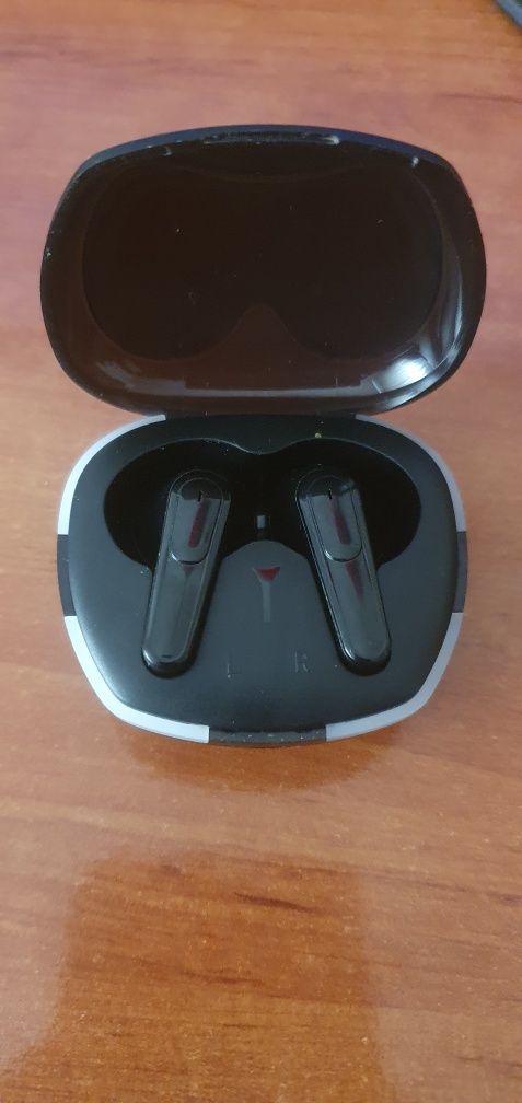 Vendo fones bluetooth
