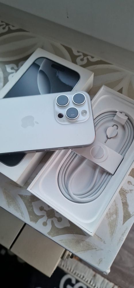 Iphone 16 Pro Jak nowy