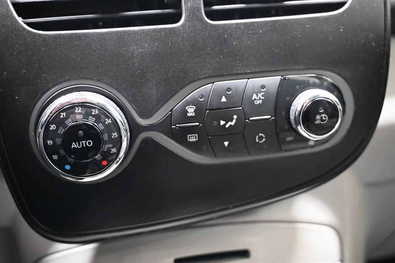 Renault Zoe 2016 без підкрасів, один власник