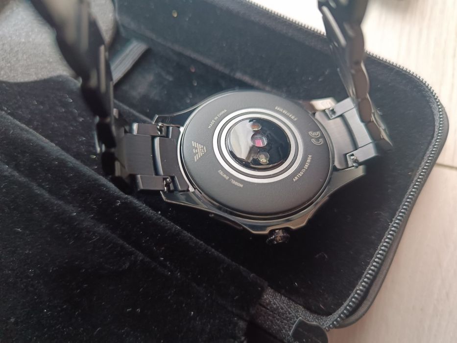 Emporio Armani Art5011 nowy smartwatch