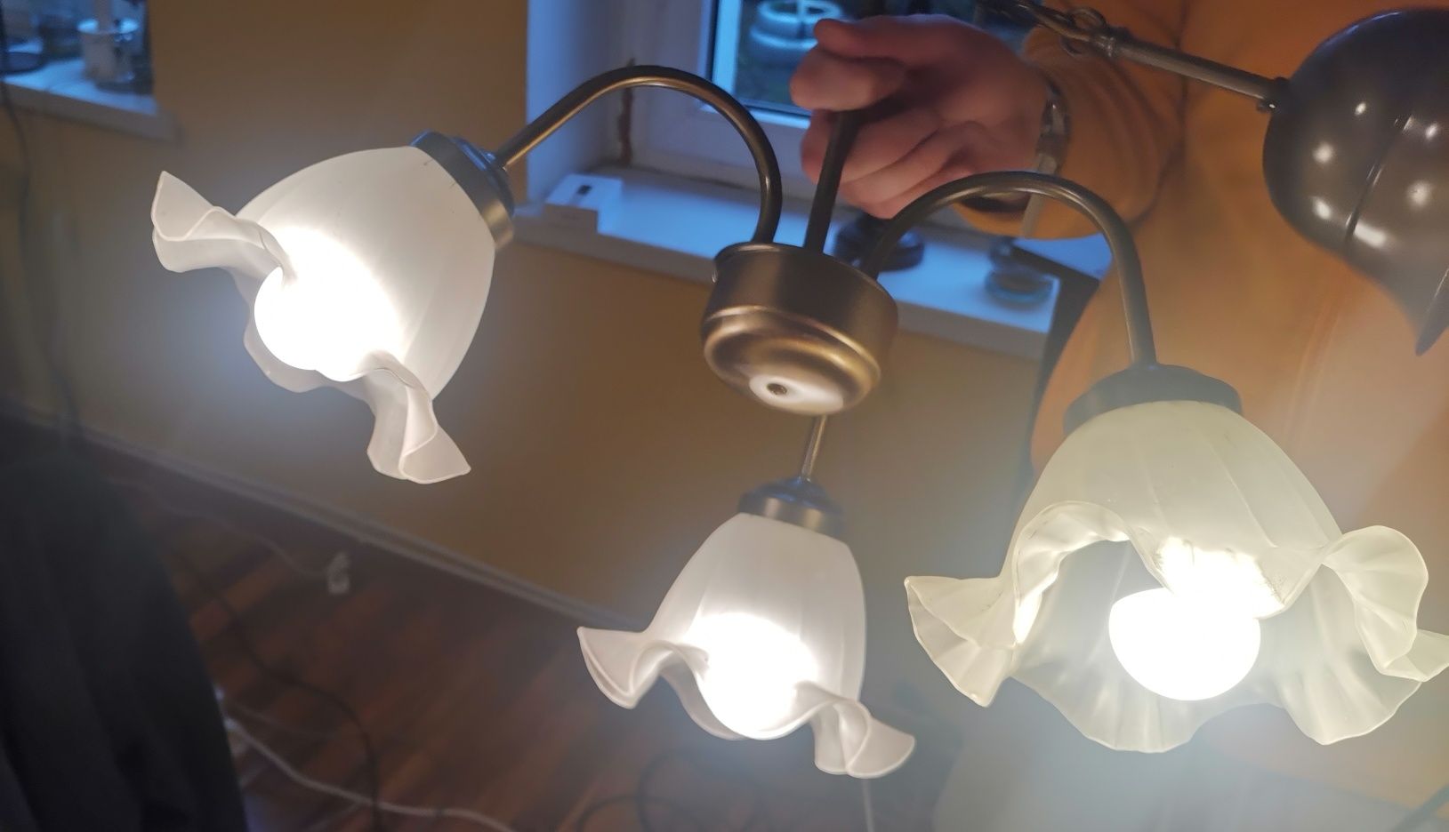 Lampa żyrandol 3 punkty stylowy