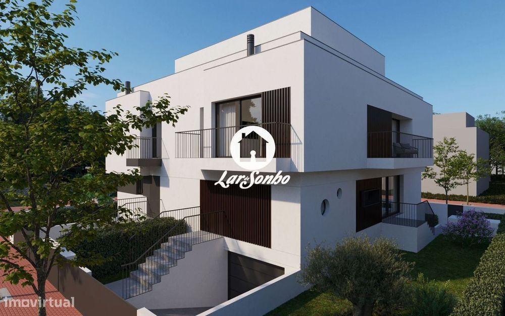 Terreno com projecto aprovado - Castêlo da Maia (Maia, Porto)