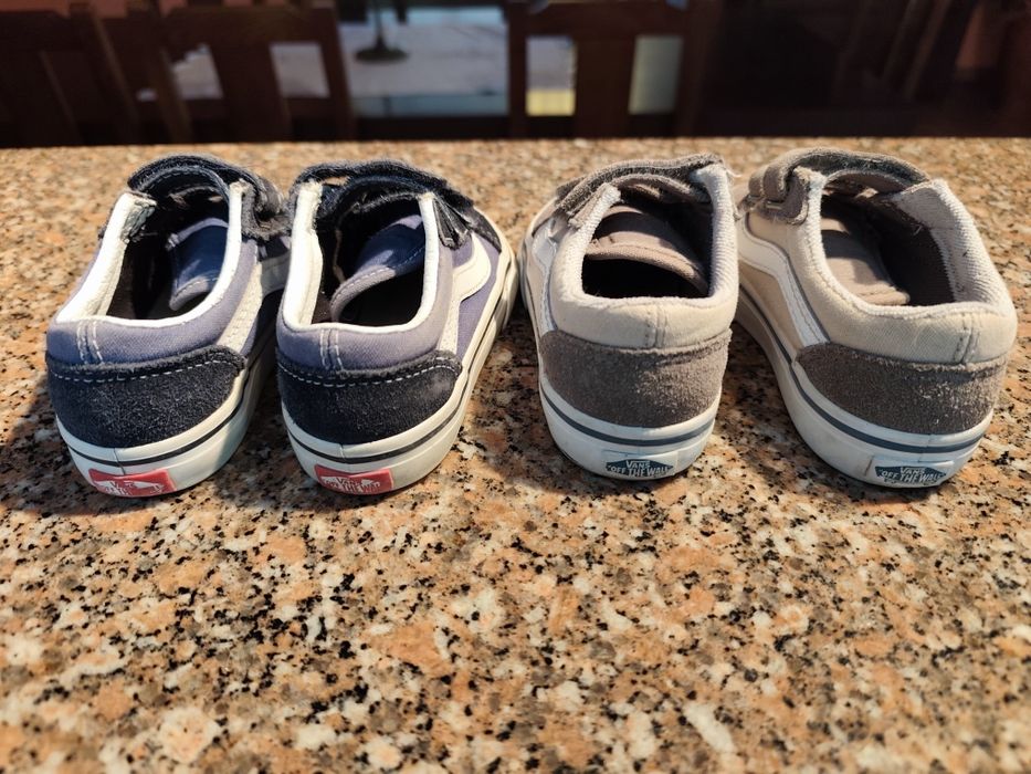 Tênis Vans menino/menina 22 e 23,5