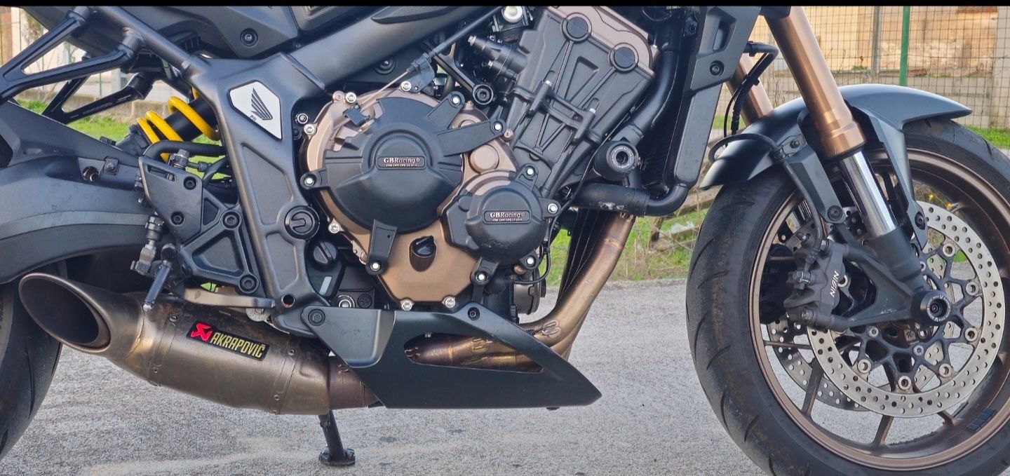 Honda CB650R Full Black Full Extras