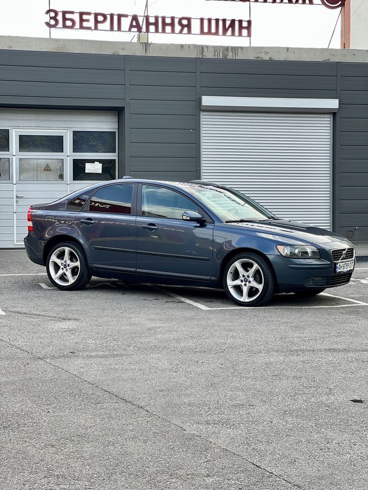 Продам Volvo s40