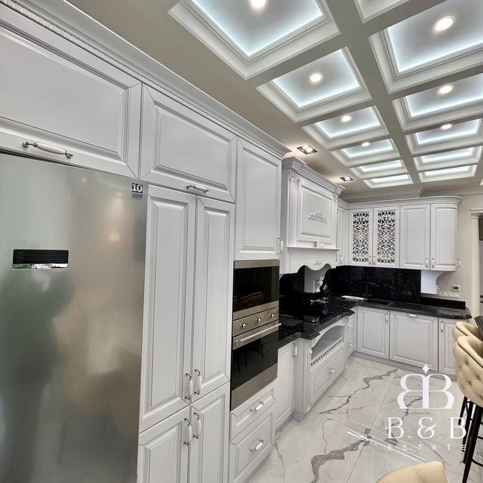 Без комиссии!! Двухкомнатная квартира 105м2, Французский бульвар