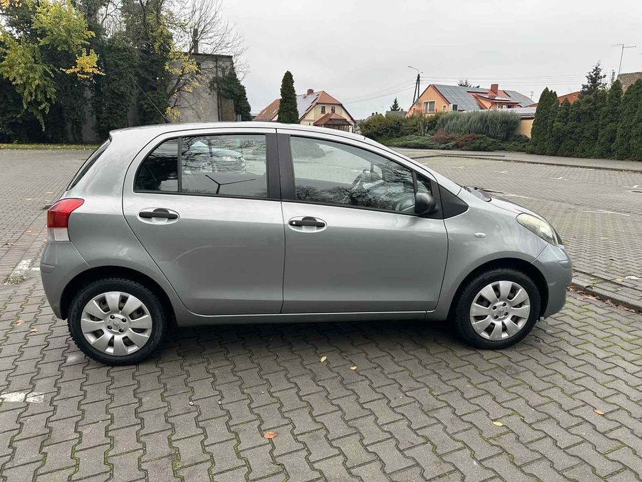 Toyota Yaris 2009 r 1.0 benzyna PIERWSZY WŁAŚCICIEL