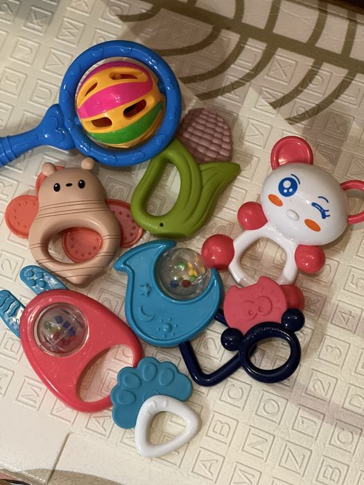 Брязкальця Дитячі іграшки