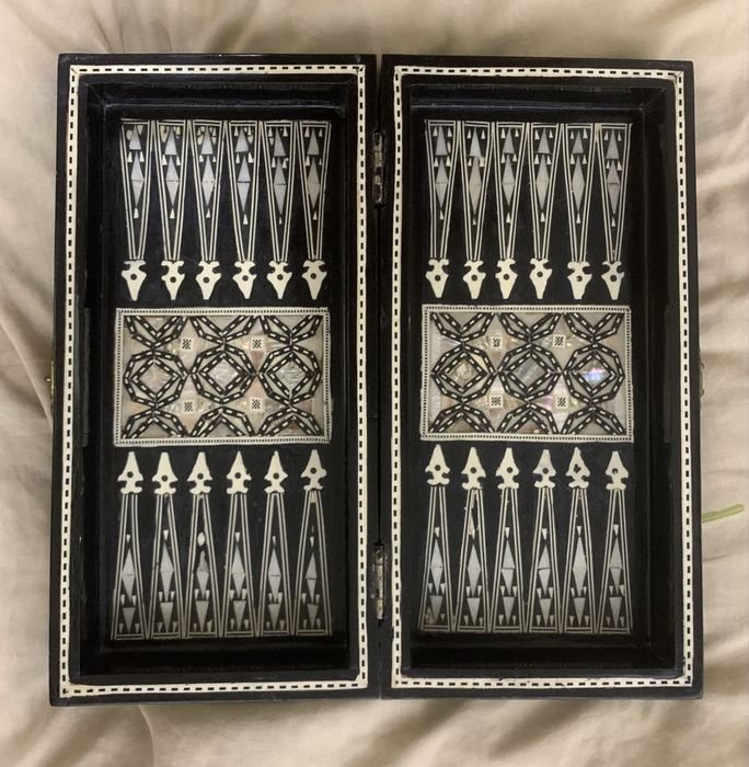 Доска для шахмат и нард, ручная работа