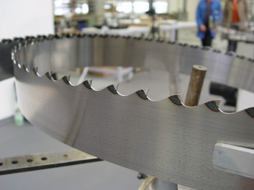 Широкі стрічкові пили по дереву (Німеччина, Швеція, Австрія)