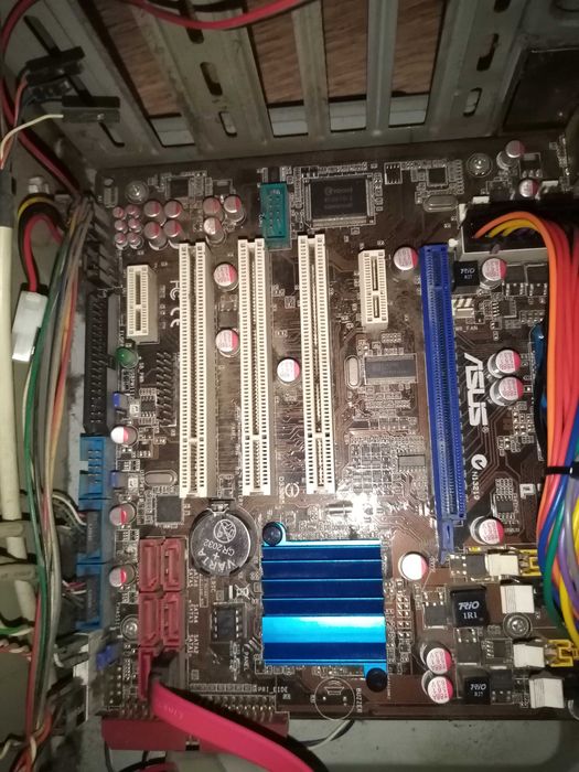 Материнская плата Аsus p5q se б.у.