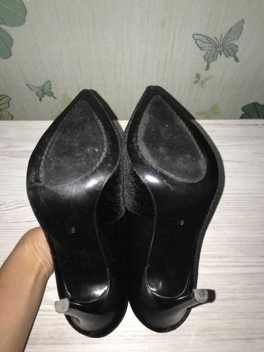 Туфлі туфлі