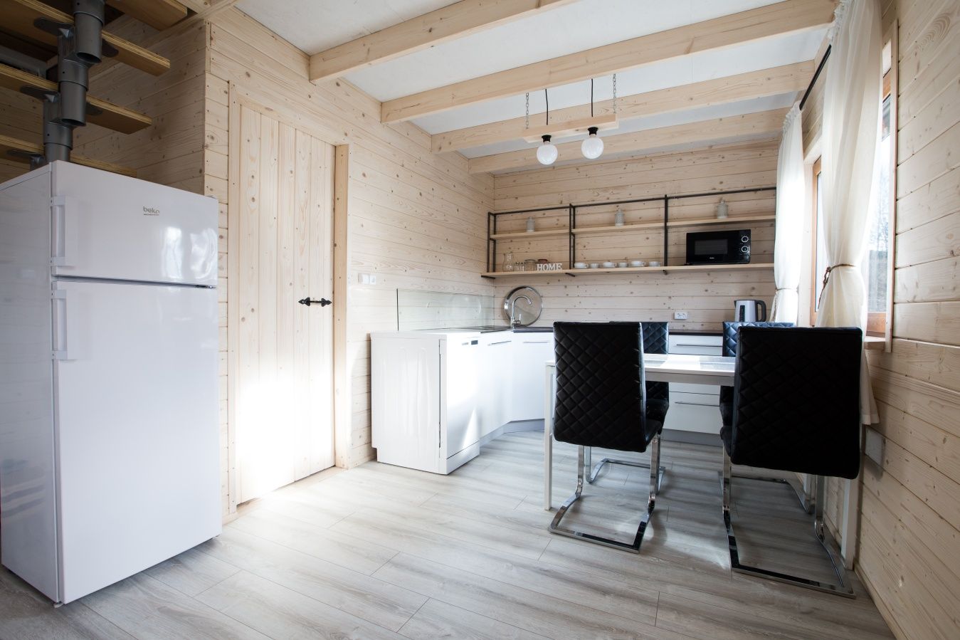Kaszuby, Jacuzzi,Nowy Szary drewniany domek z kominkiem, Wakacje,Staw,
