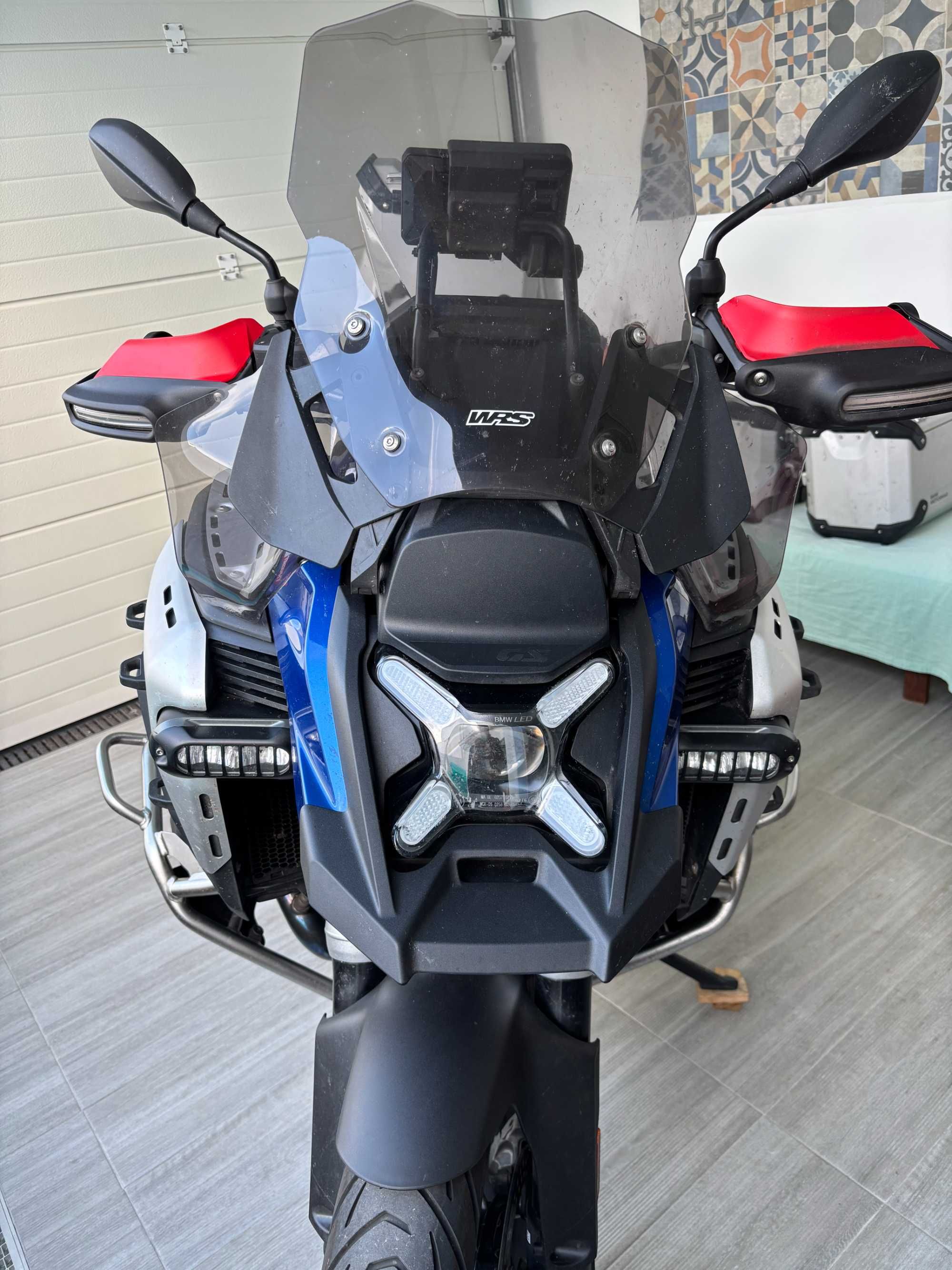 BMW R 1300 GS Adventure-Praticamente nova+ EXTRAS! ACEITO RETOMA/TROCA