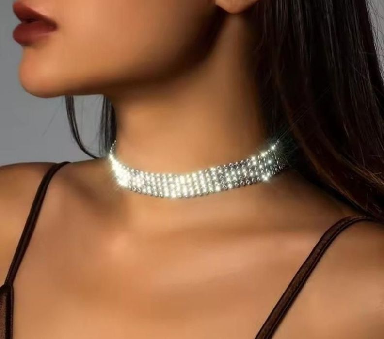 Чокер жіночий гарний