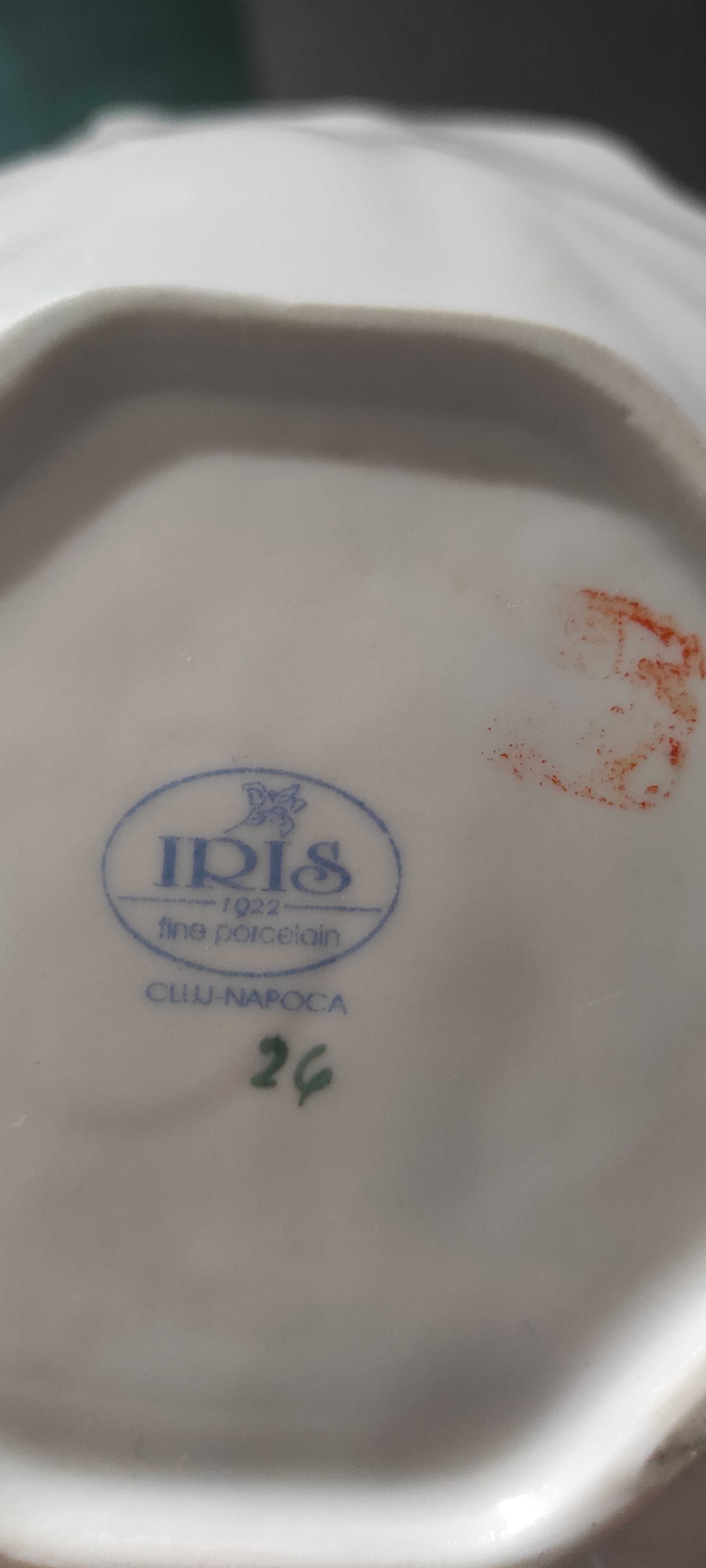 Porcelanowa miska IRIS