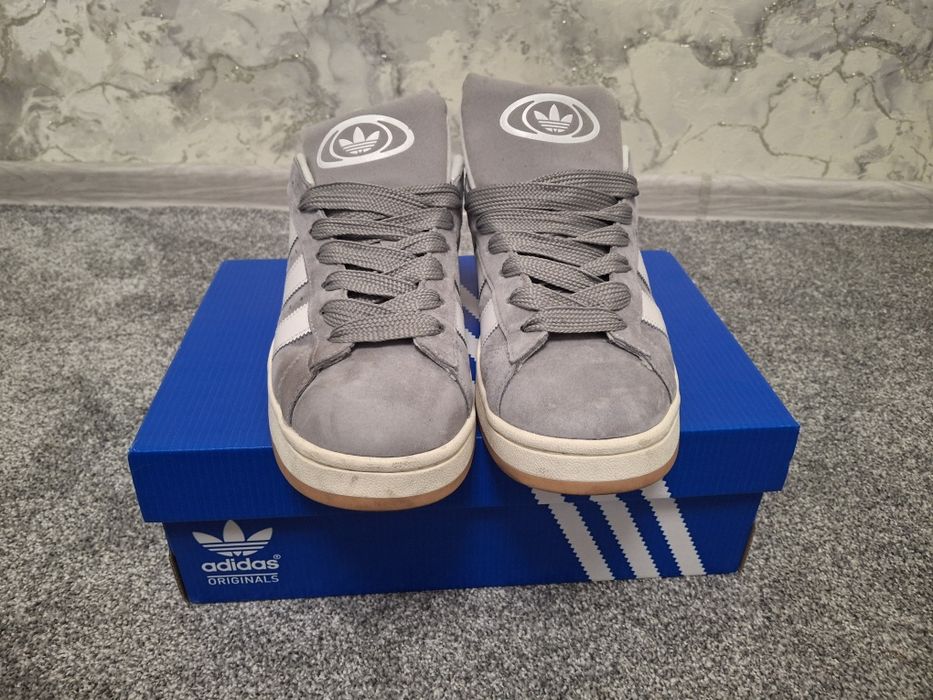 Adidas Campus 00s из серой замши