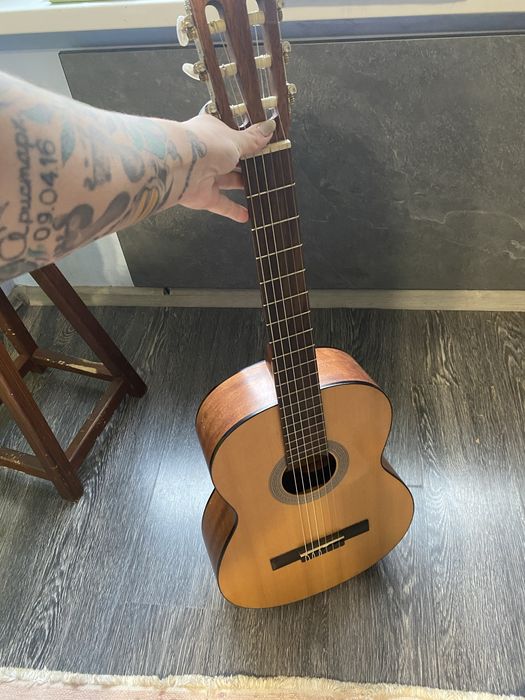 Класична гітара cort 100