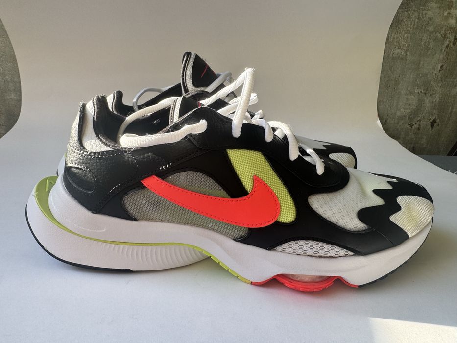 Кроссовки оригинальные Nike