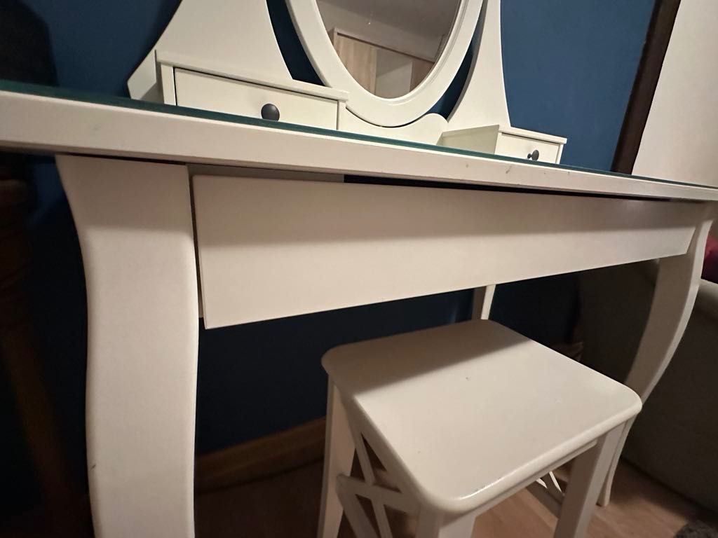 Toaletka Ikea biała hemnes