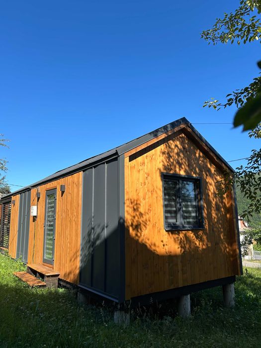 Міні-будинок 28 м2 з терасою. Ідеальне рішення для гір чи озера