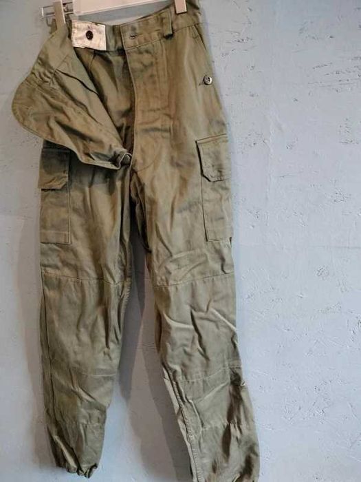 Nowe spodnie francuskiej armii Sapivog Uxegney 1976