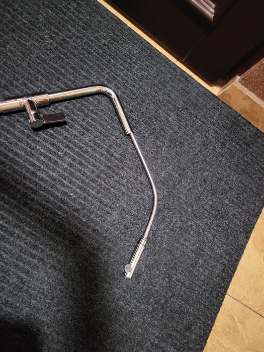 Bateria Lavello 400 z wyciąganą wylewką