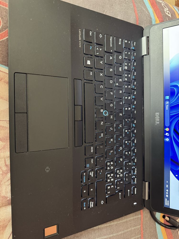 Ноутбуке DELL LATITUDE E7470 + LTE