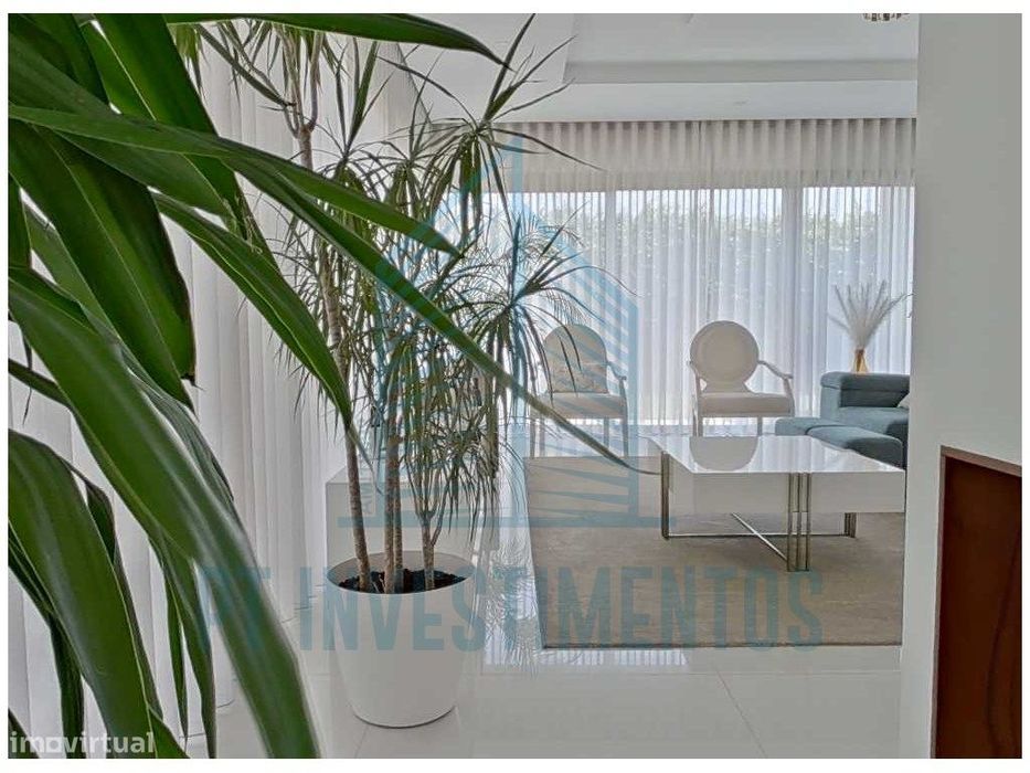 Moradia semi-nova T5+1 em Santa Joana - Aveiro