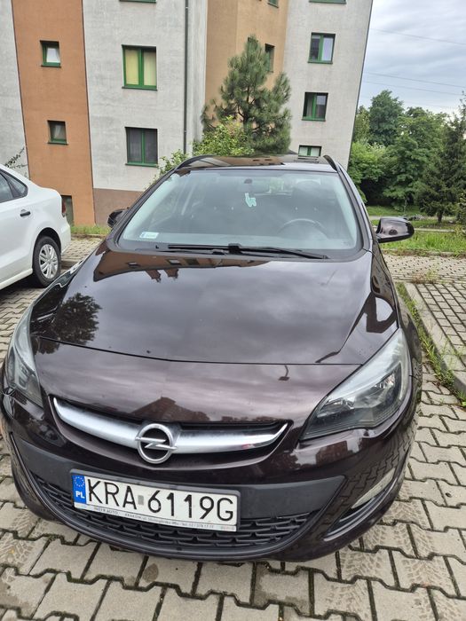 Opel Astra Sports Tourer J 1.6, LPG, hak, I właściciel