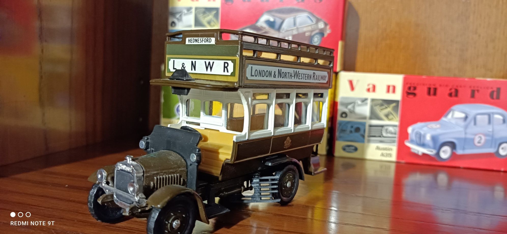 Miniaturas 1/43 Corgi made in England 60€