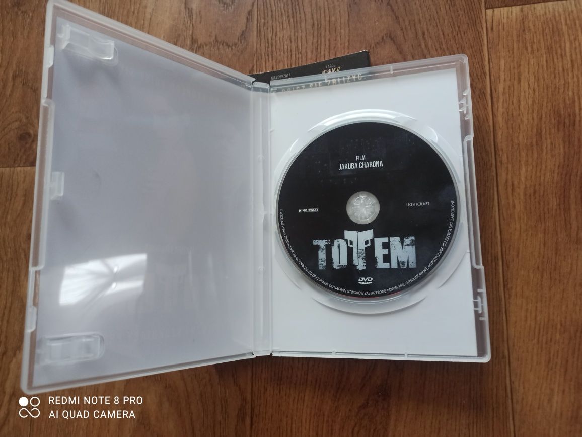 Film Totem DVD na płycie
