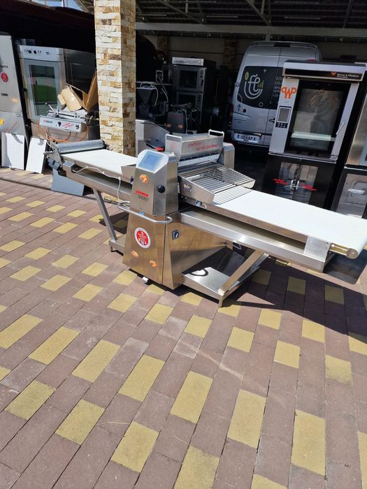 Тестораскатка тестораскаточная тістораскатка автомат Seewer RONDO